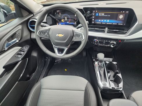 New 2026 Chevrolet Trax LT w/ LT Convenience Package image 20