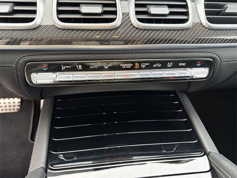 Used 2024 Mercedes-Benz GLS 63 AMG 4MATIC image 22