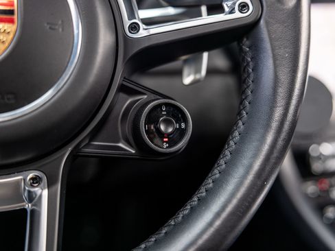 Used 2018 Porsche 911 Carrera GTS RWD image 34