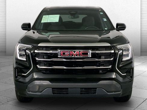 Used 2026 GMC Terrain Elevation FWD image 2