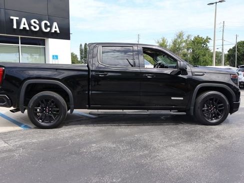 Used 2023 GMC Sierra 1500 Elevation RWD image 9