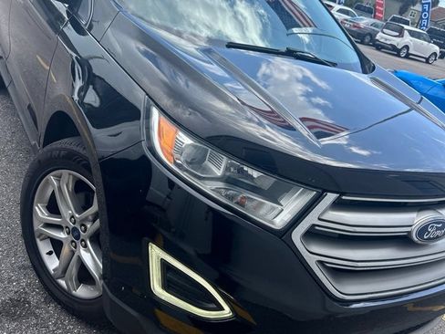 Used 2016 Ford Edge Titanium FWD image 4