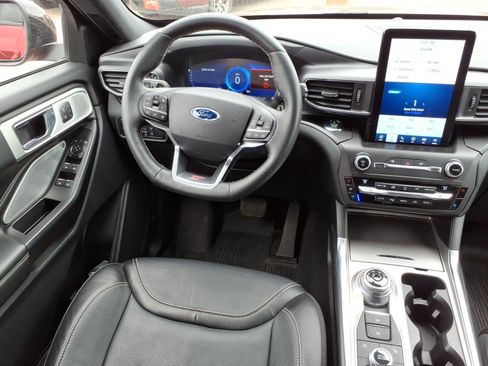Used 2020 Ford Explorer ST w/ ST Street Pack AWD/4WD image 17