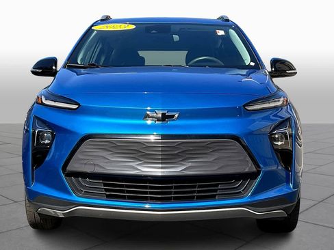 Certified 2023 Chevrolet Bolt EUV LT FWD image 3