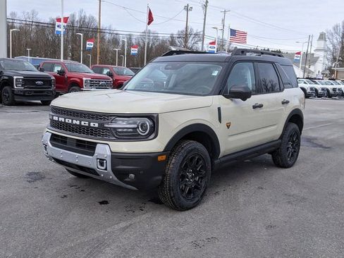New 2025 Ford Bronco Sport Badlands w/ Badlands Tech Package AWD/4WD image 16