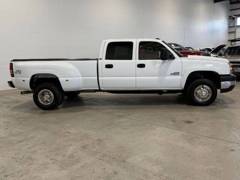 Used 2007 Chevrolet Silverado 3500 LT w/ Heavy-Duty Power Package AWD/4WD image 7