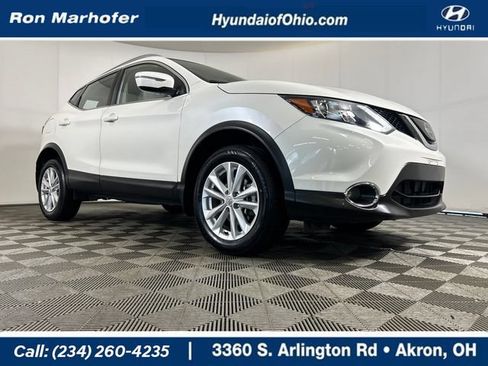 Used 2018 Nissan Rogue Sport SV w/ SV All-Weather Package FWD image 1