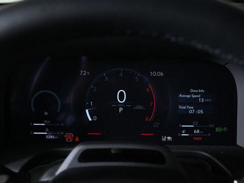 Used 2025 Lexus GX 550 image 12