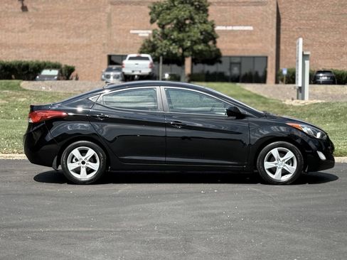 Used 2013 Hyundai Elantra GLS w/ Preferred Pkg FWD image 7