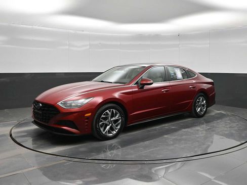 Used 2023 Hyundai Sonata SEL w/ Convenience Package FWD image 4