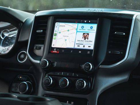 Used 2023 RAM 1500 Big Horn image 24