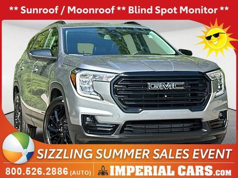 Used 2024 GMC Terrain SLT w/ Tech Package AWD/4WD image 1