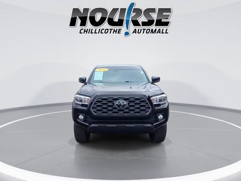 Used 2023 Toyota Tacoma TRD Off-Road image 3