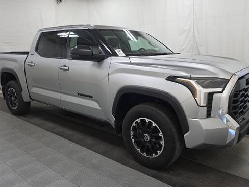 Used 2022 Toyota Tundra SR5 w/ TRD Off-Road Package AWD/4WD image 4