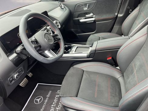 Certified 2025 Mercedes-Benz GLA 250 4MATIC image 7