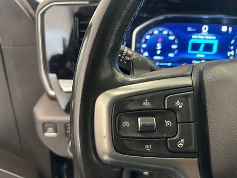 Used 2022 Chevrolet Silverado 1500 LT Trail Boss w/ LT Trail Boss Premium Package AWD/4WD image 31