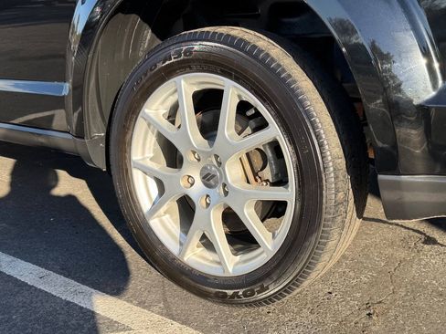 Used 2018 Dodge Journey SXT FWD image 23