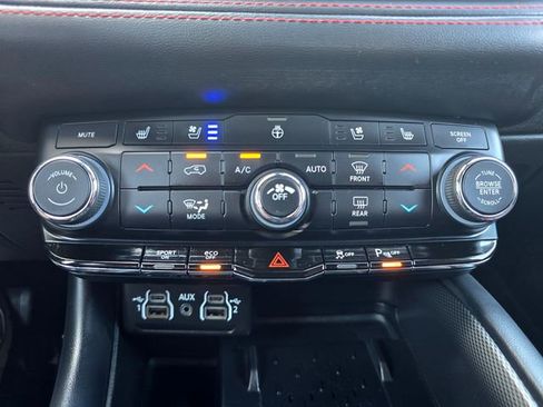 Certified 2025 Dodge Durango R/T AWD/4WD image 16