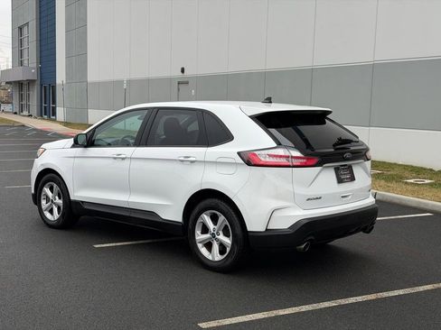 Used 2020 Ford Edge SE image 7