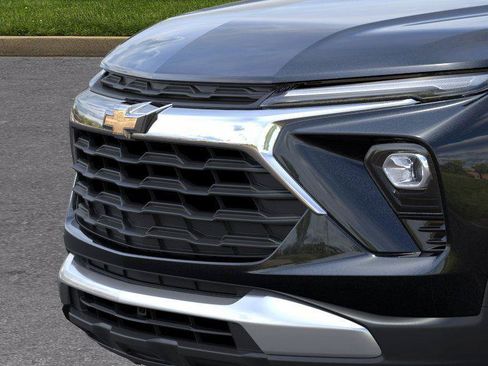 New 2026 Chevrolet TrailBlazer LT w/ Driver Confidence Package AWD/4WD image 14
