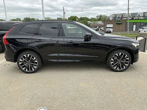 New 2026 Volvo XC60 B5 Ultra w/ Climate Package AWD/4WD image 7