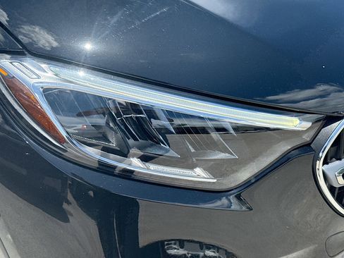 Used 2023 Mercedes-Benz GLC 300 4MATIC w/ Exclusive Trim Package image 35