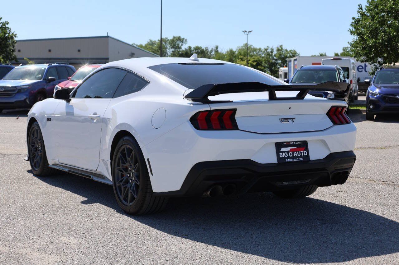 Used 2024 Ford Mustang GT Premium RWD image 11