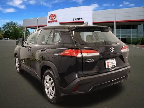 Certified 2024 Toyota Corolla Cross L AWD/4WD image 6