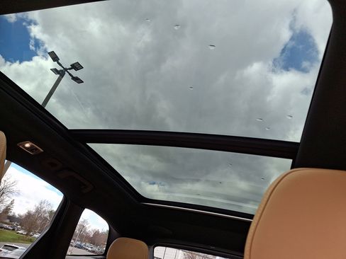 Used 2021 Volvo XC60 T5 Inscription w/ Advanced Package image 14