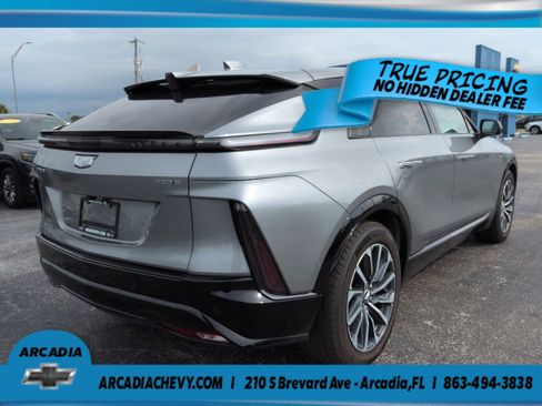 Used 2024 Cadillac Lyriq Sport w/ LPO, Floor Liner Package RWD image 4
