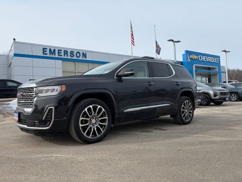 Used 2020 GMC Acadia Denali w/ Trailering Package image 2