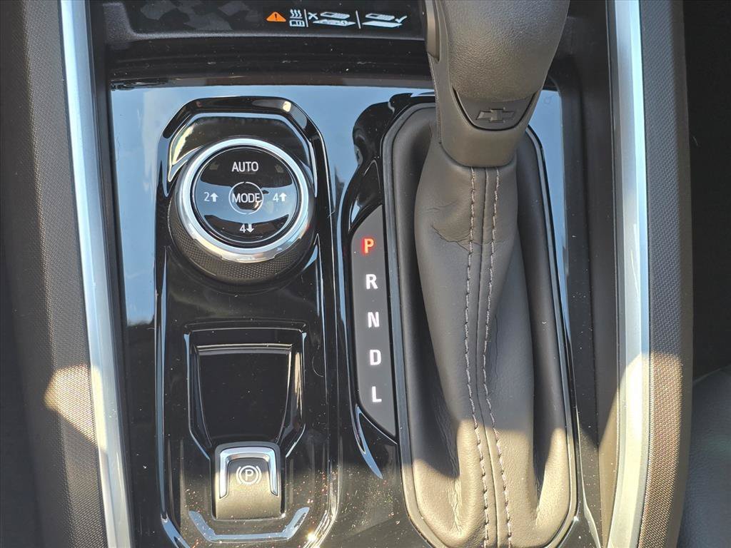 New 2026 Chevrolet Colorado Trail Boss w/ Midnight Edition AWD/4WD image 16