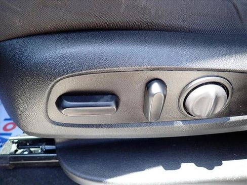 Used 2021 Chevrolet Equinox LT AWD/4WD image 14