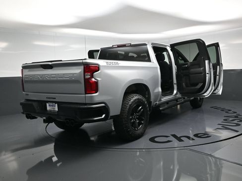 Used 2021 Chevrolet Silverado 1500 Custom Trail Boss AWD/4WD image 25