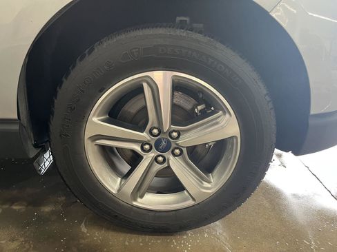 Used 2022 Ford Edge SEL w/ Convenience Package AWD/4WD image 9