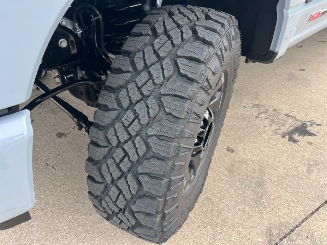 New 2026 Ford F350 Lariat w/ Tremor Off-Road Package AWD/4WD image 19