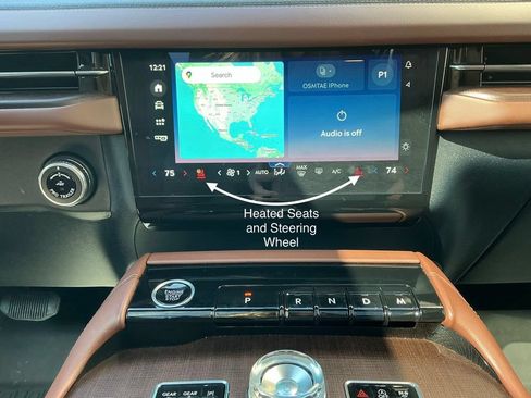 Used 2025 Lincoln Navigator L Reserve AWD/4WD image 17