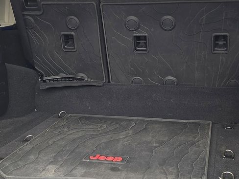 Used 2021 Jeep Wrangler Unlimited Sahara w/ Cold Weather Group image 8