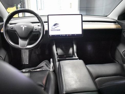 Used 2019 Tesla Model 3 Long Range image 13