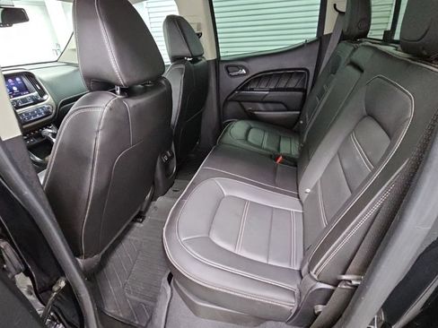 Used 2022 GMC Canyon Denali w/ Denali Black Edition Package AWD/4WD image 34