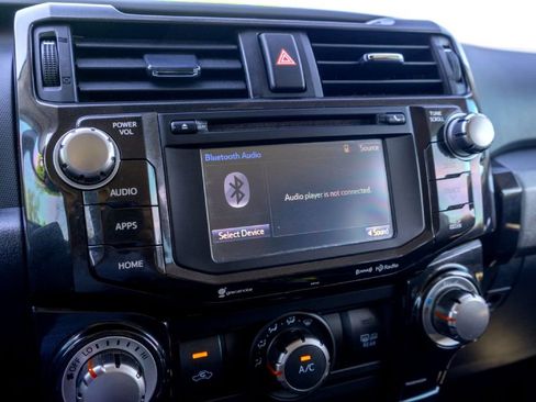 Used 2018 Toyota 4Runner TRD Off-Road AWD/4WD image 19