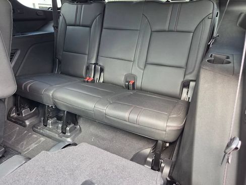 Used 2022 Chevrolet Tahoe RST w/ Luxury Package RWD image 10