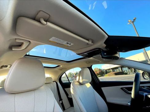 Certified 2025 Mercedes-Benz E 350 4MATIC Sedan image 11