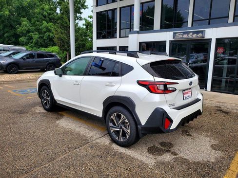 Used 2024 Subaru Crosstrek 2.0i Premium AWD/4WD image 7