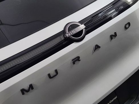 Certified 2025 Nissan Murano SL AWD/4WD image 9