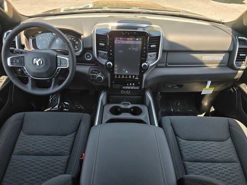 New 2026 RAM 1500 Big Horn AWD/4WD image 6