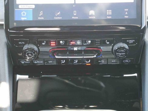 New 2025 Jeep Grand Cherokee Overland w/ Adv Protech Group III image 6