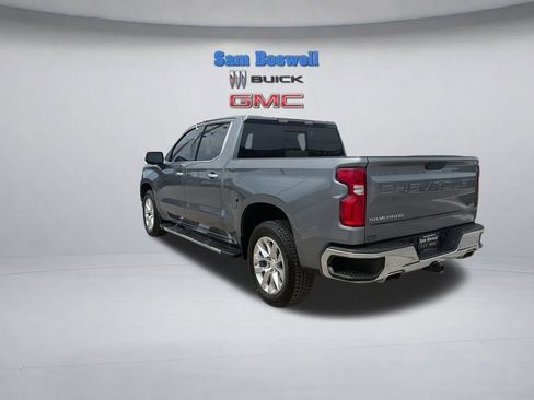 Used 2021 Chevrolet Silverado 1500 LTZ w/ LTZ Premium Package AWD/4WD image 7
