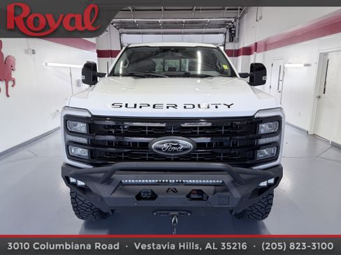 Used 2024 Ford F250 Lariat w/ Tremor Off-Road Package AWD/4WD image 2