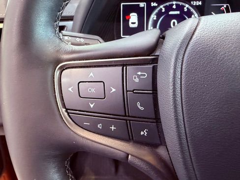 Certified 2020 Lexus UX 200 w/ Premium Package image 21